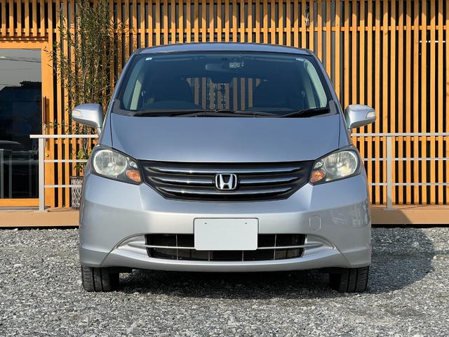 フリード Ｇ　ハイウェイエディション　ドラレコ　ＥＴＣ　バックカメラ　オートエアコン　左側電動スライドドア　ＨＤＤナビ　取扱説明書　ＣＤ・ＤＶＤ再生　スペアキー　電動格納ミラー（5枚目）