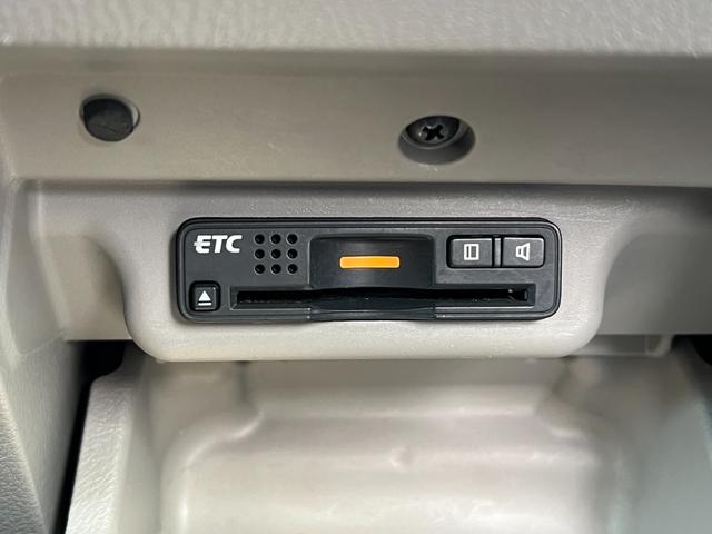 オデッセイ M Bluetooth ドラレコ ETC 全方位カメラ 純正16インチアルミホイール オートエアコン キーレス HIDヘッドライト 純正ナビ スペアキー 取扱説明書 電動格納ミラー(21枚目)