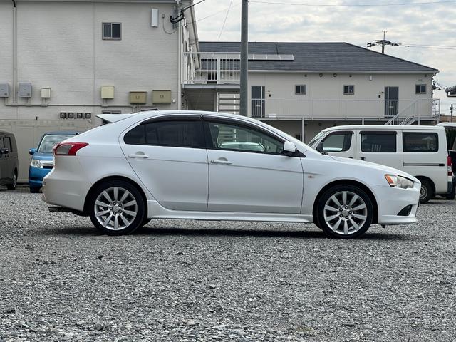 ギャランフォルティススポーツバック スポーツ バックカメラ MTモード パドルシフト 純正18インチアルミホイール キーレス ステアリモコン オートエアコン HIDヘッドライト 純正ナビ スペアキー 取扱説明書 フォグライト CD・DVD再生(11枚目)