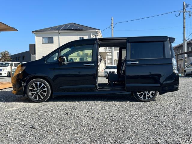 ステップワゴンスパーダ Z クールスピリット ETC バックカメラ クルーズコントロール 純正17インチアルミホイール 両側電動スライドドア スマートキー ハーフレザー オートライト オートエアコン TV HIDヘッドライト フロントフォグ(8枚目)