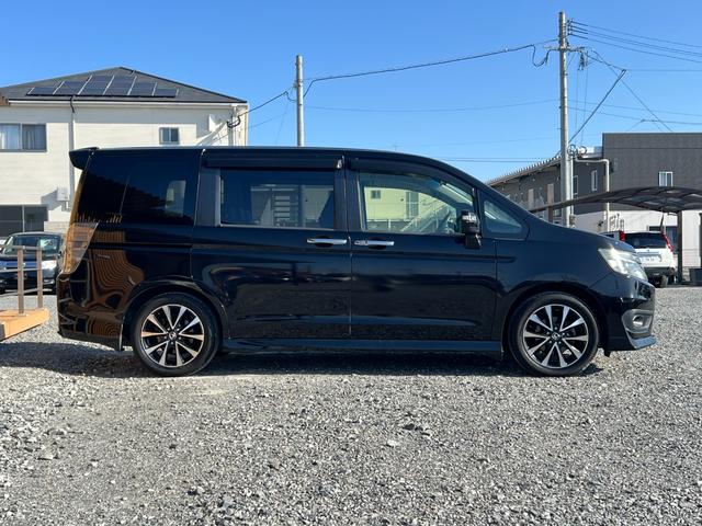 ステップワゴンスパーダ Z クールスピリット ETC バックカメラ クルーズコントロール 純正17インチアルミホイール 両側電動スライドドア スマートキー ハーフレザー オートライト オートエアコン TV HIDヘッドライト フロントフォグ(12枚目)