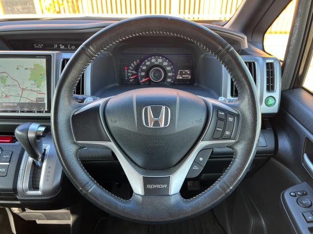 ステップワゴンスパーダ Z クールスピリット ETC バックカメラ クルーズコントロール 純正17インチアルミホイール 両側電動スライドドア スマートキー ハーフレザー オートライト オートエアコン TV HIDヘッドライト フロントフォグ(19枚目)