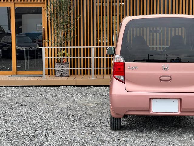 希望ナンバーは、お客様のお好きな番号を車のナンバープレートに指定できる制度です。誕生日や記念日、縁起の良い数字など、思い入れのある番号を選ぶことで、世界に一台だけの特別な車に仕上げることができます。