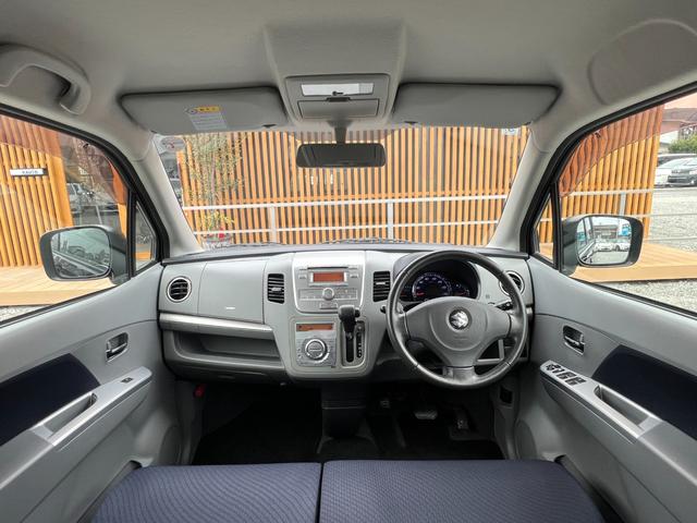 ワゴンＲ ＦＸリミテッド　ＥＴＣ　走行距離３５０００Ｋｍ　純正１４インチアルミホイール　スマートキー　プッシュスタート　オートエアコン　レベライザー５段階　ＣＤ再生　電動格納ドアミラー　ドアバイザー　取扱説明書　スペアキー（4枚目）