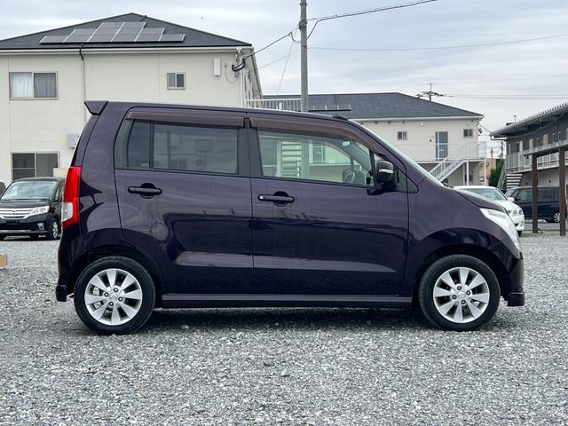 ワゴンＲ ＦＸリミテッド　ＥＴＣ　走行距離３５０００Ｋｍ　純正１４インチアルミホイール　スマートキー　プッシュスタート　オートエアコン　レベライザー５段階　ＣＤ再生　電動格納ドアミラー　ドアバイザー　取扱説明書　スペアキー（11枚目）