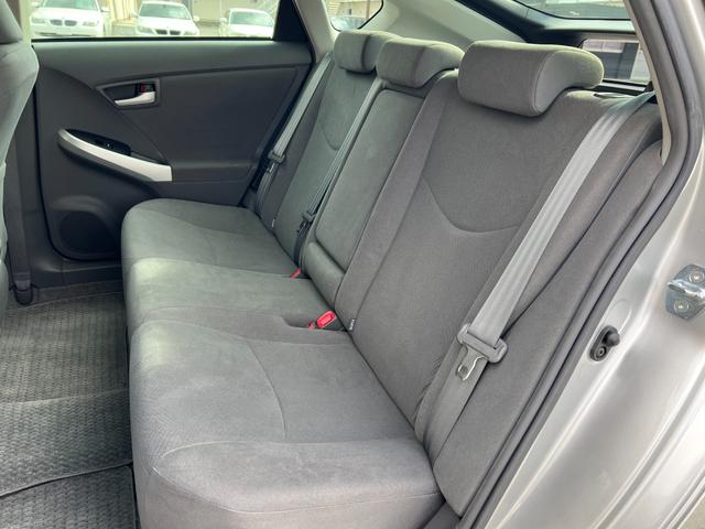 プリウス S ドライブレコーダー Bluetooth ETC バックカメラ 社外15インチアルミホイール ハイブリッド プッシュスタート スマートキー ステアリモコン オートエアコン オートライト(26枚目)