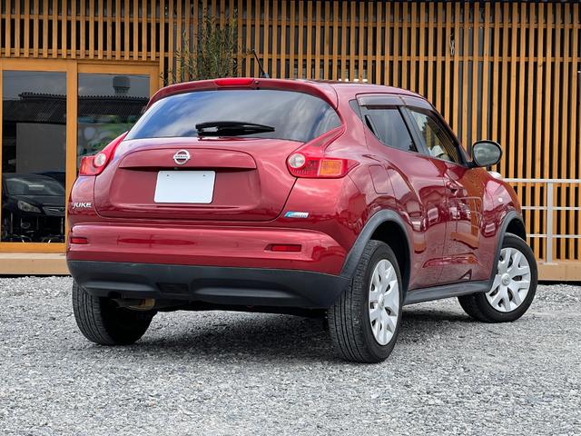 ジューク １５ＲＸ　タイプＶ　ＥＴＣ　バックカメラ　プッシュスタート　スマートキー　オートエアコン　オートライト　レベライザー４段階　取扱説明書　電動格納ドアミラー　スペアタイヤ　スペアキー　フロントフォグ（10枚目）