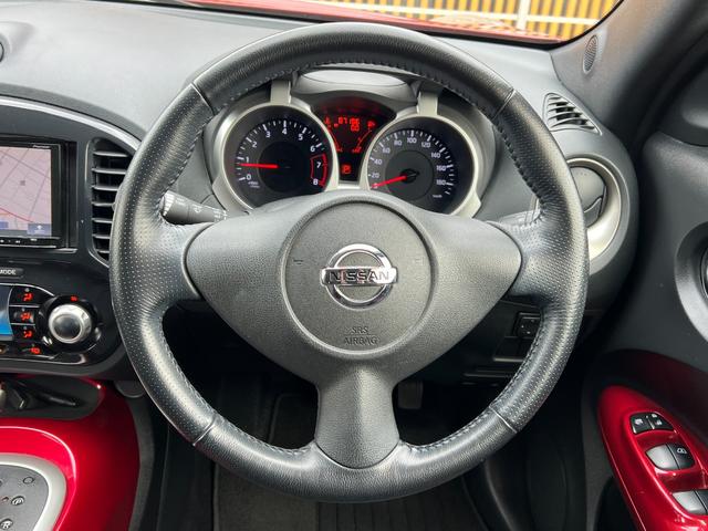 ジューク １５ＲＸ　タイプＶ　ＥＴＣ　バックカメラ　プッシュスタート　スマートキー　オートエアコン　オートライト　レベライザー４段階　取扱説明書　電動格納ドアミラー　スペアタイヤ　スペアキー　フロントフォグ（17枚目）