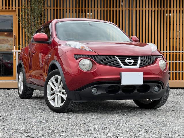 ジューク 15RX タイプV Bluetooth ETC バックカメラ プッシュスタート 純正17インチアルミホイール スマートキー オートエアコン オートライト 純正ナビ レベライザー4段階 取扱説明書 スペアタイヤ(2枚目)