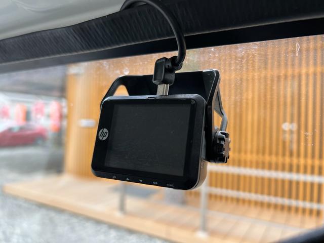 ミニキャブトラック 　ドライブレコーダー　走行距離４２０００Ｋｍ　オートマ　レベライザー５段階　スペアタイヤ　取扱説明書（18枚目）