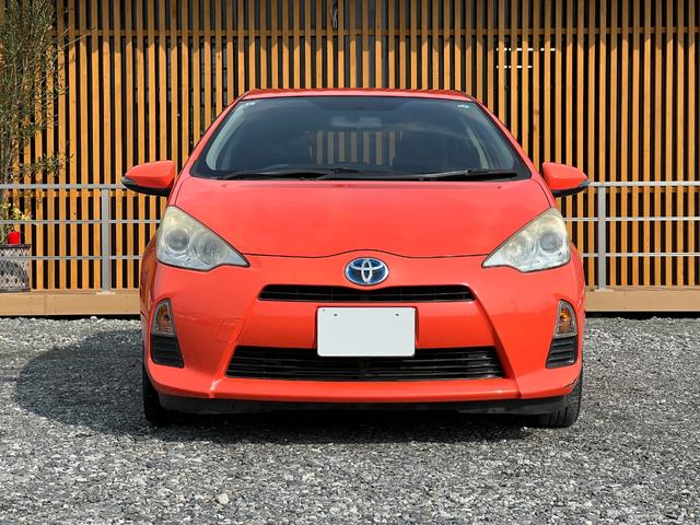 アクア S Bluetooth ETC バックカメラ プッシュスタート スマートキー ステアリモコン オートエアコン オートライト シートヒーター レベライザー6段階 HIDヘッドライト 純正ナビ(5枚目)