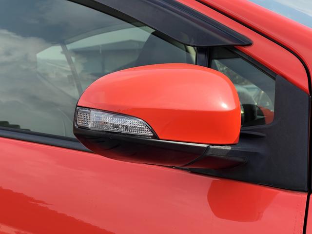 アクア S Bluetooth ETC バックカメラ プッシュスタート スマートキー ステアリモコン オートエアコン オートライト シートヒーター レベライザー6段階 HIDヘッドライト 純正ナビ(14枚目)