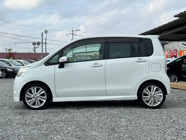 ムーヴ カスタム　ＲＳ　純正１６インチアルミホイール　ＥＴＣ　プッシュスタート　スマートキー　オートライト　オートエアコン　ＨＩＤヘッドライト　フロントフォグ　ウインカーミラー　フロアマット　タイミングチェーン　取扱説明書（7枚目）