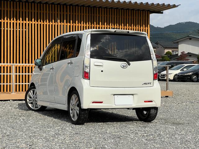 ムーヴ カスタム　ＲＳ　純正１６インチアルミホイール　ＥＴＣ　プッシュスタート　スマートキー　オートライト　オートエアコン　ＨＩＤヘッドライト　フロントフォグ　ウインカーミラー　フロアマット　タイミングチェーン　取扱説明書（8枚目）