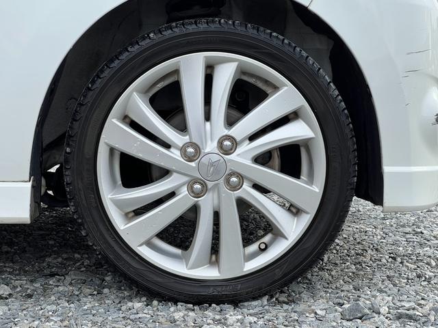 ムーヴ カスタム　ＲＳ　純正１６インチアルミホイール　ＥＴＣ　プッシュスタート　スマートキー　オートライト　オートエアコン　ＨＩＤヘッドライト　フロントフォグ　ウインカーミラー　フロアマット　タイミングチェーン　取扱説明書（17枚目）