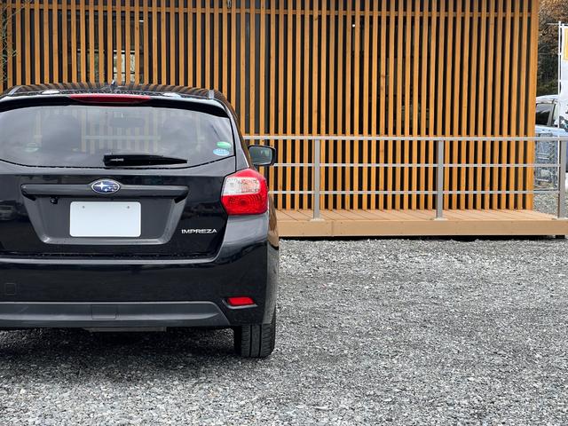 インプレッサスポーツ 1.6i-L ETC バックカメラ 純正15インチアルミホイール キーレスエントリー オートエアコン パドルシフト HIDヘッドライト フロントフォグ TV CD 電動格納ドアミラー 取扱説明書 スペアキー(15枚目)