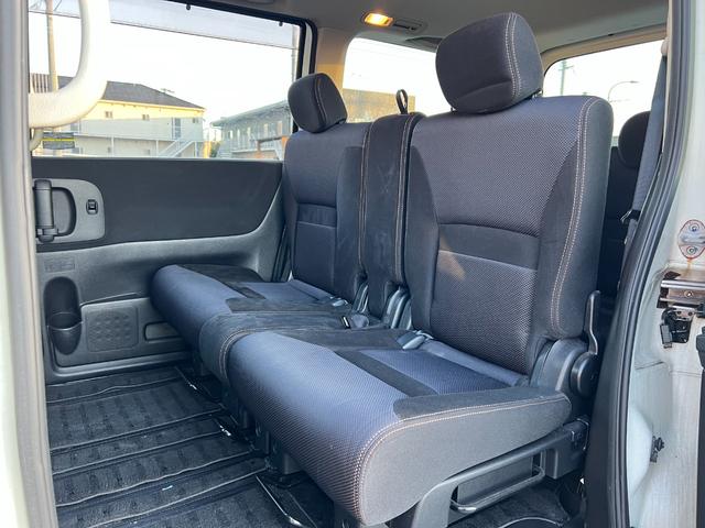 ���������K�Ȍ�ȋ�ԁI�����ɂ�Ƃ肪����A��l������Ă����K�ȍL�����m�ہB�V�[�g�̃N�b�V��������p�x�ɂ��������A�����Ԃ̃h���C�u�ł����K�ɉ߂����܂��B���Ƒ��₲�F�l�Ƃ̈ړ��ɂ��҂�����ł��B