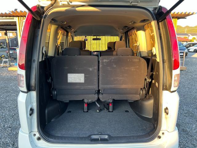 ��Ƃ肠�郉�Q�b�W�X�y�[�X�ŉו������N���N�ύځI����̔��������痷�s�⃌�W���[�܂ŁA���܂��܂ȃV�[���Ŋ��􂷂��Ƃ�̉׎��X�y�[�X�B�J�������L���A�ו��̏o��������X���[�Y�ł��B