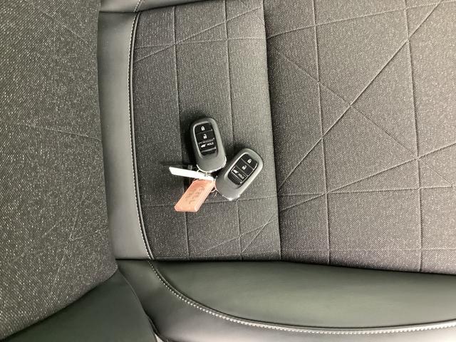 ヴェゼル ｅ：ＨＥＶＺ　当社デモカー（26枚目）