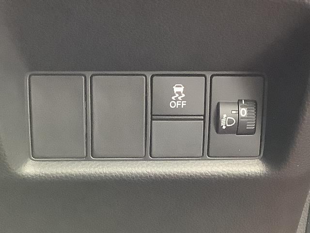 フィット ｅ：ＨＥＶホームブラックスタイル　当社デモカー（12枚目）