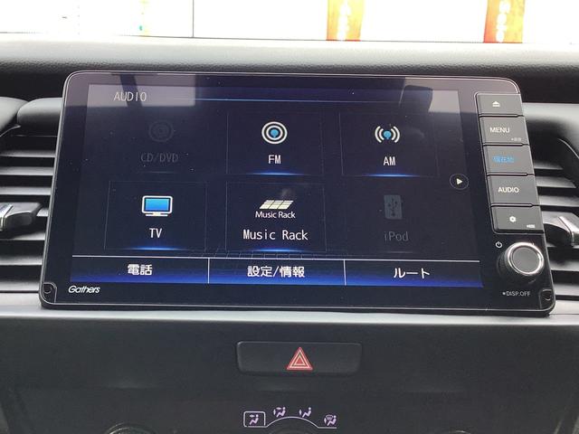 フィット ｅ：ＨＥＶホームブラックスタイル　当社デモカー（16枚目）