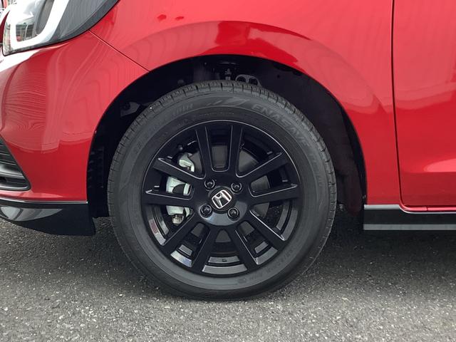 フィット ｅ：ＨＥＶホームブラックスタイル　当社デモカー（29枚目）