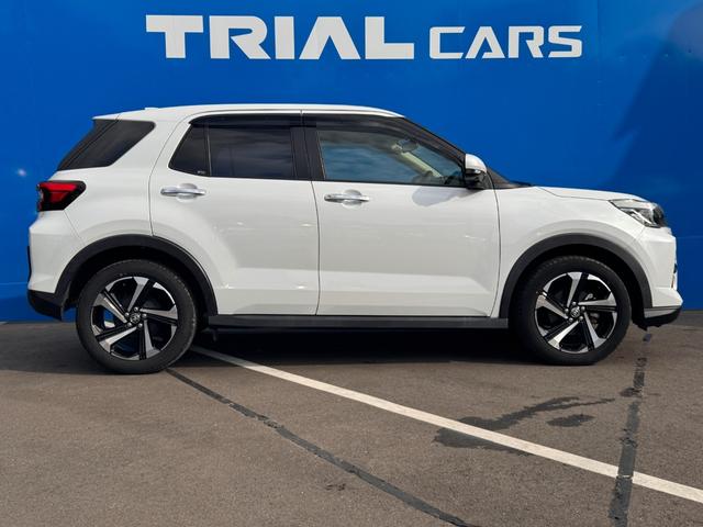 ライズ Ｚ　純正９インチディスプレイオーディオ・フルセグ・Ｂｌｕｅｔｏｏｔｈ・全方位モニター・シートヒーター・クルーズコントロール・ドライブレコーダー・ブラインドスポットモニター・スマートアシスト・禁煙車（7枚目）