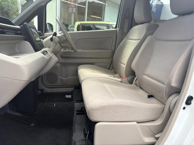 ワゴンR ハイブリッドFX 社外ディスプレイオーディオ・Bluetooth・シートヒーター・前後ドライブレコーダー・ETC・コーナーセンサー・スズキセーフティー・オートエアコン・スマートキー・助手席アンダーBOX・禁煙車(13枚目)