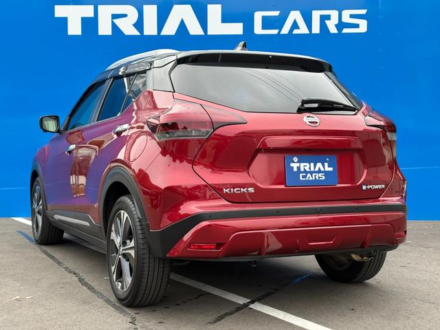 キックス Ｘ　ツートーンインテリアエディション　純正８インチナビ・フルセグ・Ｂｌｕｅｔｏｏｔｈ・ＤＶＤ再生・インテリジェントミラー・アラウンドビューモニター・エマージェンシーブレーキ・シートヒーター・レザーシート・ドラレコ・ＥＴＣ・ハンドルヒーター（10枚目）