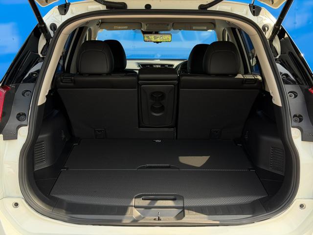 エクストレイル ２０Ｘｉ　純正ナビ・フルセグ・Ｂｌｕｅｔｏｏｔｈ・ＤＶＤ再生・アラウンドビューモニター・エマージェンシーブレーキ・ドライブレコーダー・ＥＴＣ・全席シートヒーター・パワーバックドア・プロパイロット・インテリミラー（15枚目）