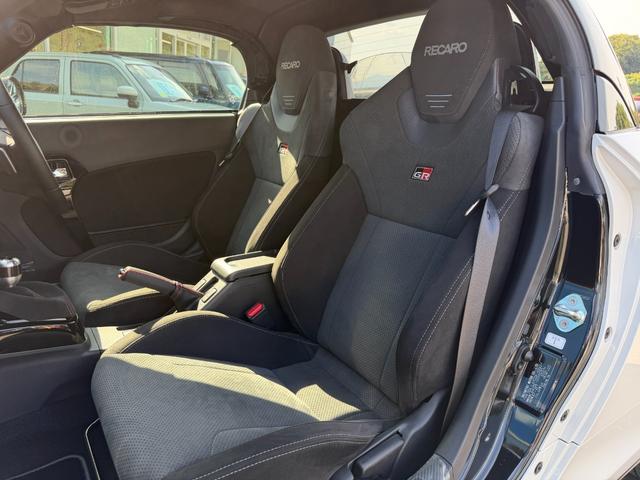 コペン GR スポーツ 純正ナビ・フルセグ・Bluetooth・DVD再生・ETC・ドライブレコーダー・シートヒーター・RECAROシート・BBSアルミホイール・HKSスポーツマフラー・LEDヘッドライト・フォグライト(14枚目)