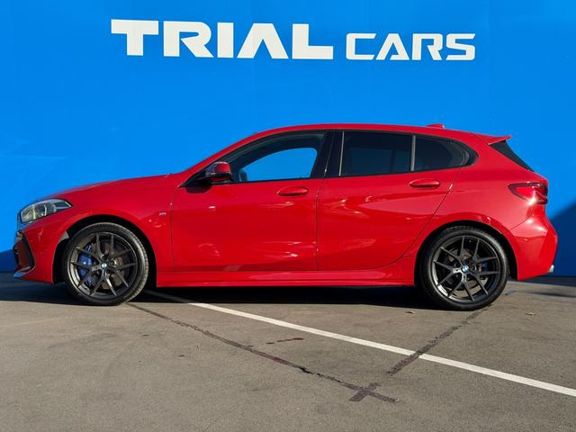 1シリーズ 118d Mスポーツ エディションジョイ+ 純正ナビ・Bluetooth・バックモニター・ETC・レザーシート・パワーシート・メモリーシート・コーナーセンサー・衝突軽減ブレーキ・Mスポーツキャリバー・ワイヤレス充電・ドラレコ・LEDヘッドライト(7枚目)