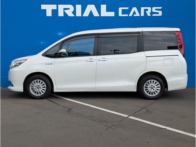 ノア ハイブリッドG 純正7インチナビ・フルセグ・Bluetooth・DVD再生・バックモニター・シートヒーター・両側電動スライドドア・置くだけ充電・クルーズコントロール・ETC・ドライブレコーダー(7枚目)