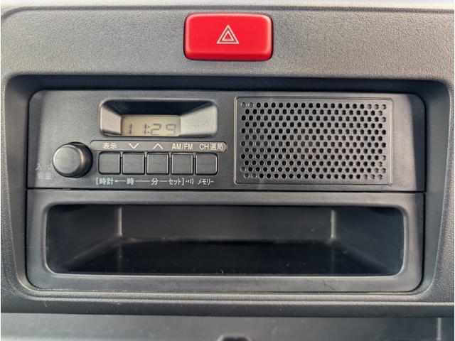 ハイゼットトラック スタンダードSAIIIt ラジオ・エアコン・三開方・スマートアシスト・5MT・4WD・LEDヘッドライト・ヘッドライトレベライザー・禁煙車(16枚目)