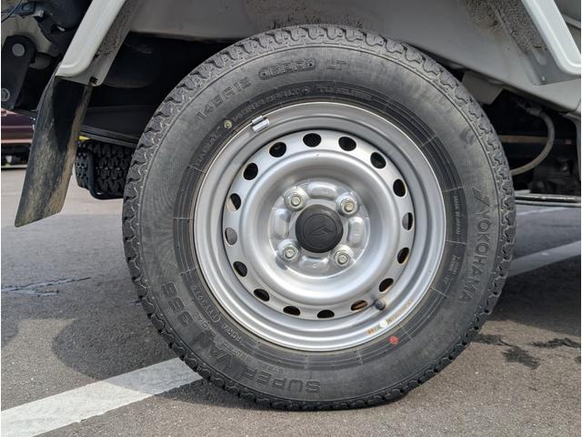 ハイゼットトラック スタンダードSAIIIt ラジオ・エアコン・三開方・スマートアシスト・5MT・4WD・LEDヘッドライト・ヘッドライトレベライザー・禁煙車(21枚目)