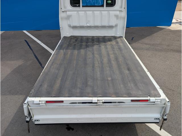 ハイゼットトラック スタンダードSAIIIt ラジオ・エアコン・三開方・スマートアシスト・5MT・4WD・LEDヘッドライト・ヘッドライトレベライザー・禁煙車(24枚目)