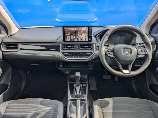 ＷＲ－Ｖ Ｚ　純正９インチナビ・フルセグ・Ｂｌｕｅｔｏｏｔｈ・バックモニター・ホンダセンシング・クルーズコントロール・ＥＴＣ・ＬＥＤヘッドライト・純正アルミ・ハーフレザーシート（12枚目）
