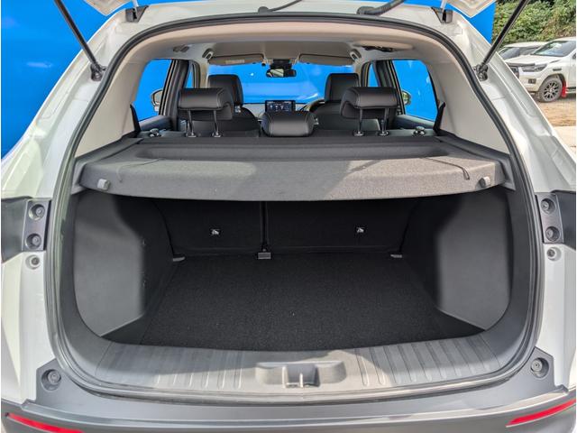 ＷＲ－Ｖ Ｚ　純正９インチナビ・フルセグ・Ｂｌｕｅｔｏｏｔｈ・バックモニター・ホンダセンシング・クルーズコントロール・ＥＴＣ・ＬＥＤヘッドライト・純正アルミ・ハーフレザーシート（16枚目）