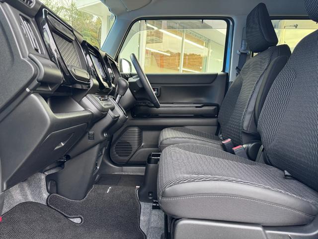 ハスラー ハイブリッドＸ　純正９インチナビ・全方位モニター・スズキセーフティ・スマートキー・ＤＶＤ再生・ＢＬＵＥＴＯＯＴＨ・シートヒーター・ＬＥＤヘッドライト・フォグランプ・レーンキープアシスト・コーナーセンサー（14枚目）