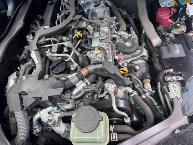 ハイエースバン スーパーＧＬ　ダークプライムＩＩ　社外９インチナビ・フルセグ・Ｂｌｕｅｔｏｏｔｈ・ＤＶＤ再生・バックモニター・両側電動スライドドア・トヨタセーフティー・ハーフレザーシート・ドライブレコーダー・ＥＴＣ２．０・ベッドキット・禁煙車（28枚目）