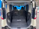 シートを倒せば広々ラゲッジルーム登場です♪