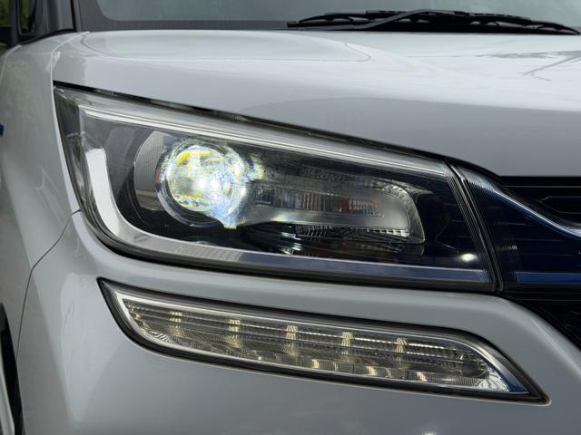 ＬＥＤヘッドライト付きなので夜間でも視界が広く運転しやすいです。