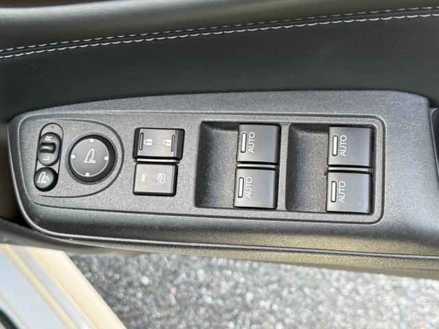 電動格納ミラー付き♪