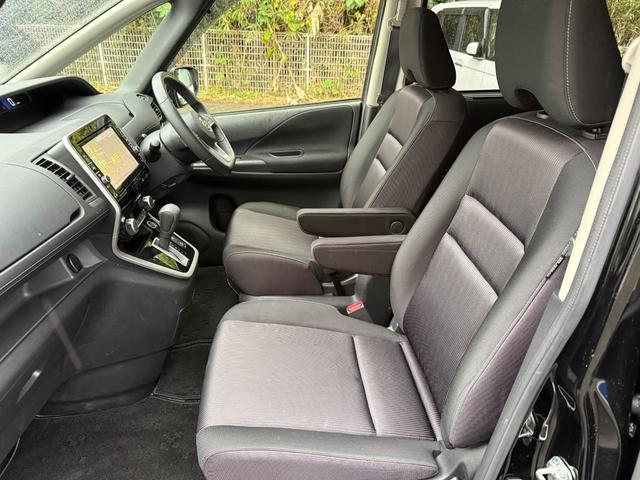 セレナ 　純正ナビ・全周囲カメラ・衝突予防ブレーキ・後席モニター・前後ドラレコ・デュアルエアコン・Ｂｌｕｅｔｏｏｔｈ・Ｂｌｕ－ｒａｙ・両側電動スライドドア（14枚目）