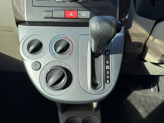 ミラ メモリアルエディション CD・ラジオ・パワステ・ハーフシートカバー・集合ドアロック・電動格納ドアミラー(20枚目)