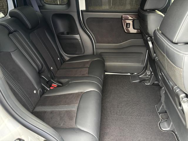 Ｎ－ＢＯＸカスタム Ｌターボ　スタイル＋ブラック　純正ナビ・フルセグＴＶ・Ｂｌｕｅｔｏｏｔｈ・Ｒカメラ・両側電動スライドドア・純正アルミ・ハーフレザー・スマートキー・衝突軽減ブレーキ（14枚目）