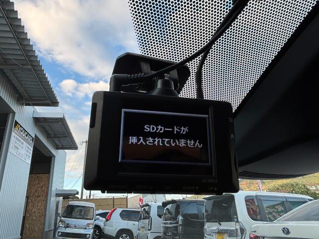 アクア Ｓスタイルブラック　禁煙車　後期型　セーフティセンス　純正ＳＤナビ　フルセグ　バックモニター　前後ドラレコ　ＬＥＤヘッドライト　フォグランプ　レーンディパーチャーアラート　プリクラッシュセーフティ　ＥＴＣ　アームレスト（7枚目）