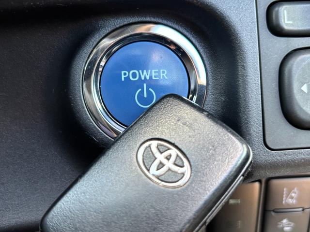 アクア Ｓスタイルブラック　禁煙車　後期型　セーフティセンス　純正ＳＤナビ　フルセグ　バックモニター　前後ドラレコ　ＬＥＤヘッドライト　フォグランプ　レーンディパーチャーアラート　プリクラッシュセーフティ　ＥＴＣ　アームレスト（10枚目）