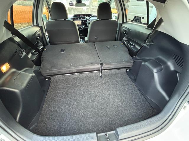 アクア Ｓスタイルブラック　禁煙車　後期型　セーフティセンス　純正ＳＤナビ　フルセグ　バックモニター　前後ドラレコ　ＬＥＤヘッドライト　フォグランプ　レーンディパーチャーアラート　プリクラッシュセーフティ　ＥＴＣ　アームレスト（19枚目）