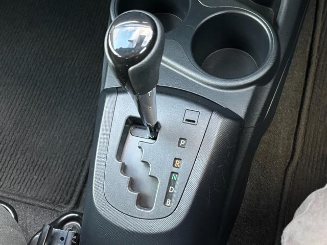 アクア Ｓスタイルブラック　禁煙車　後期型　セーフティセンス　純正ＳＤナビ　フルセグ　バックモニター　前後ドラレコ　ＬＥＤヘッドライト　フォグランプ　レーンディパーチャーアラート　プリクラッシュセーフティ　ＥＴＣ　アームレスト（44枚目）